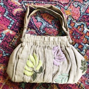 Embroidered Floral Purse